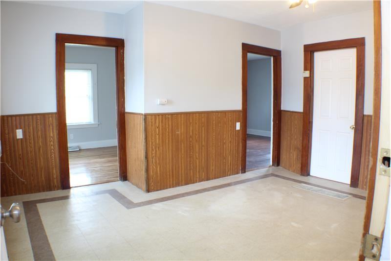 39 Burrill Ave - Photo 2 of 12