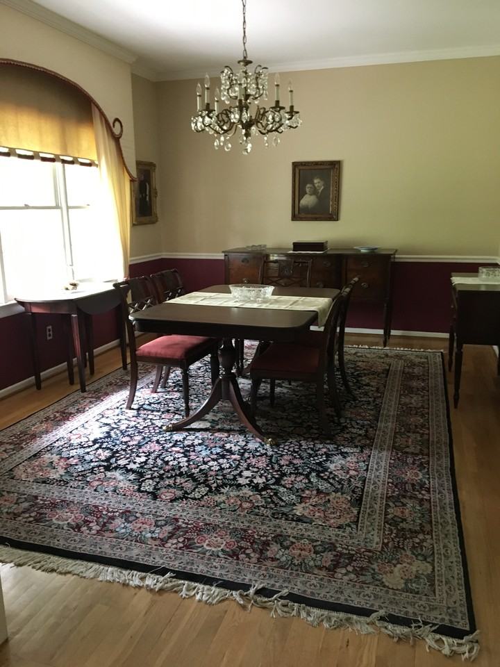 9204 St Marks Pl - Photo 3 of 22