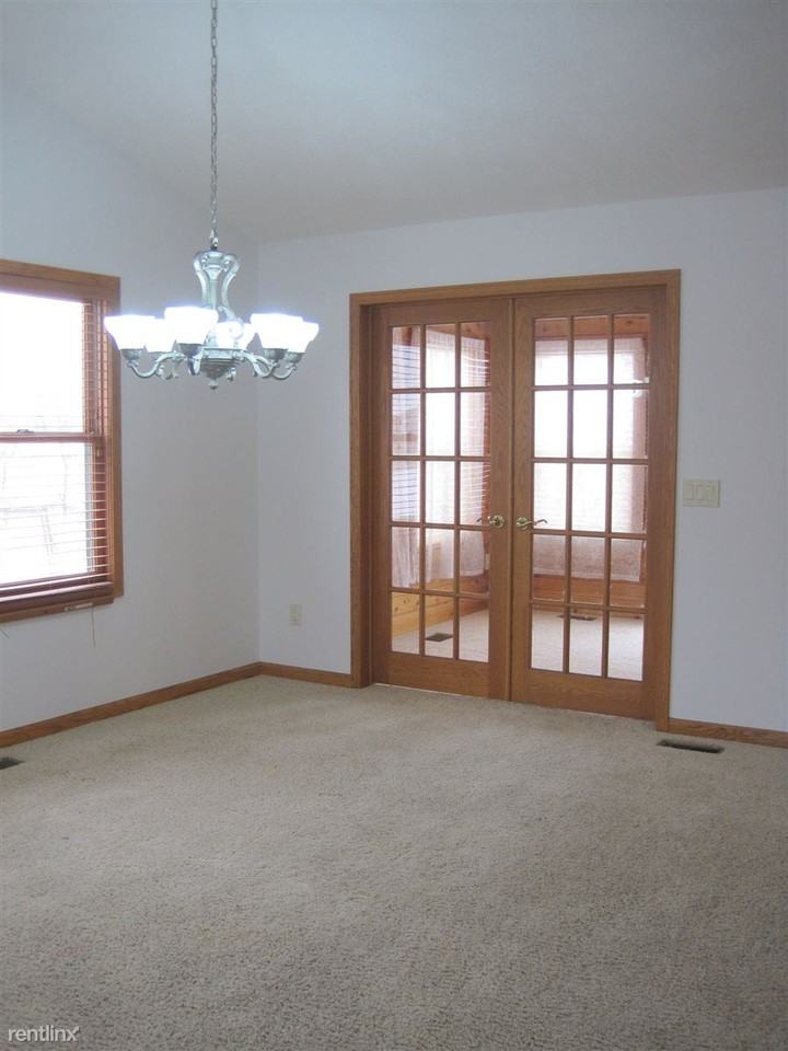 1874 Mockingbird Ln - Photo 3 of 23