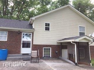 217 Linda Ln - Photo 2 of 10