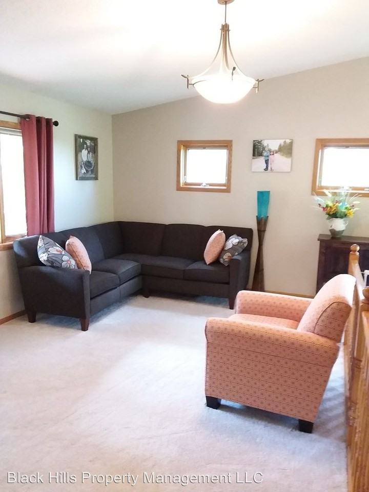 9108 N Ridge Trail - Photo 2 of 13