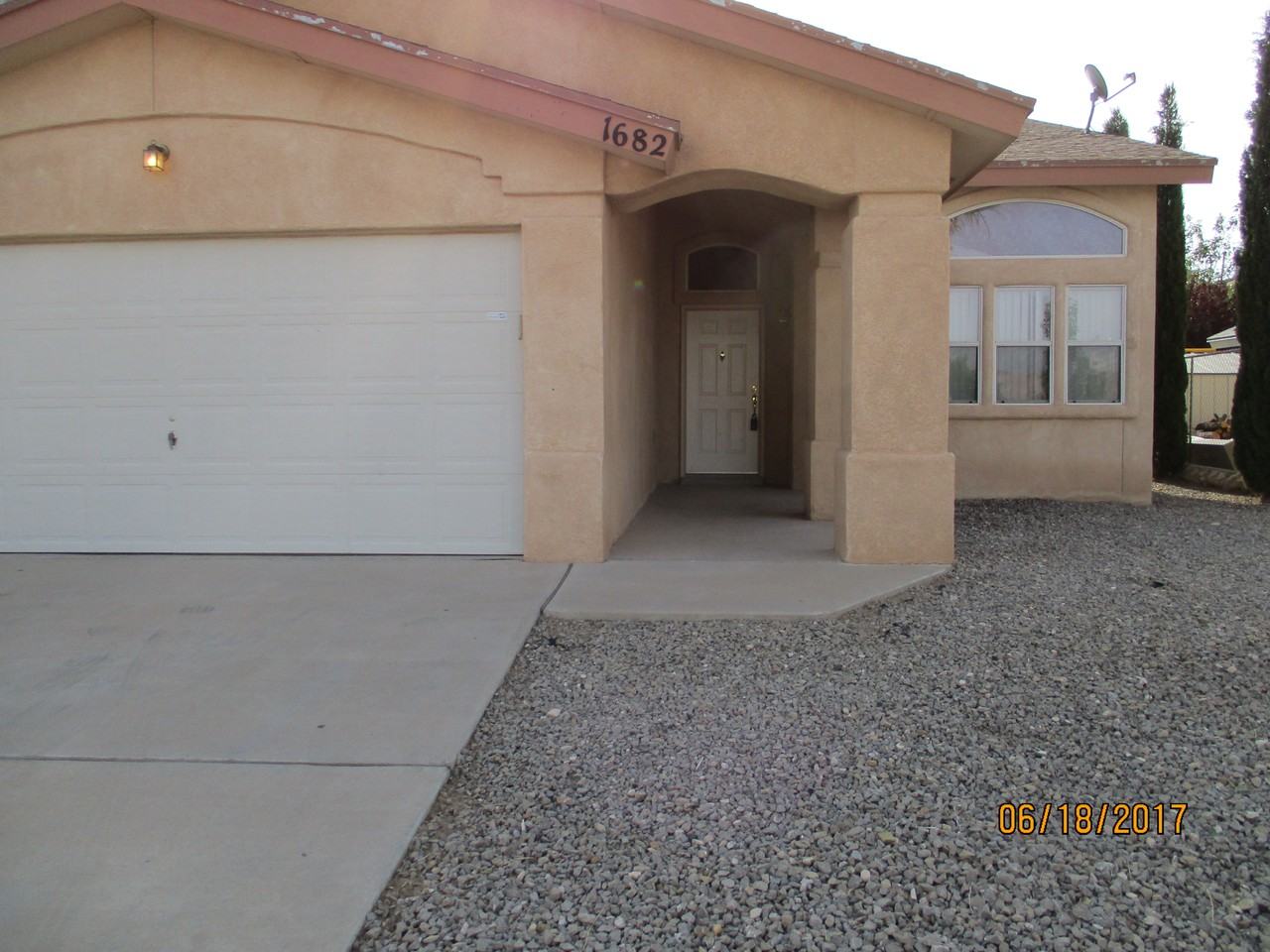 1682 St Vitus Pl - Photo 2 of 6