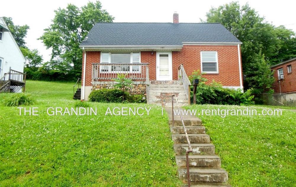 157 Avendale Ave NE - Photo 2 of 27