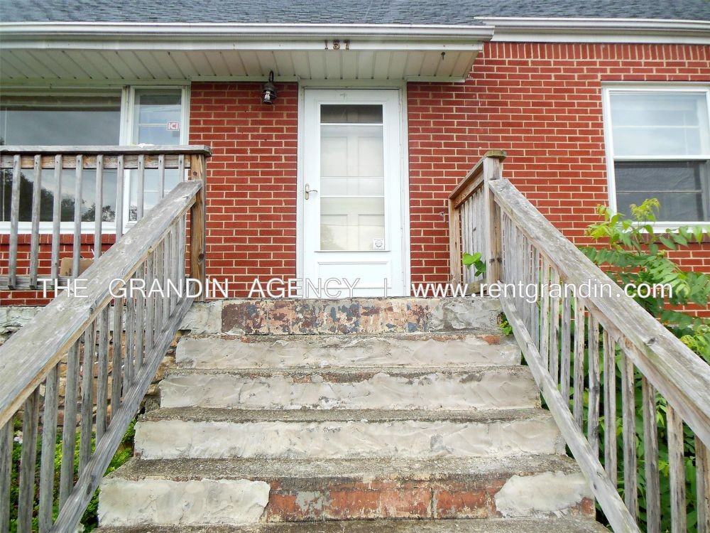 157 Avendale Ave NE - Photo 3 of 27