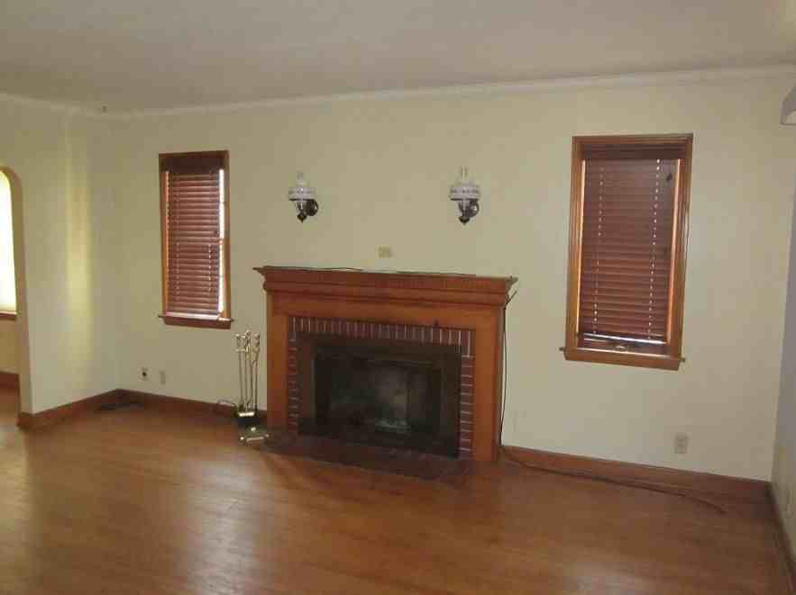 3754 N 56th St - Photo 3 of 8