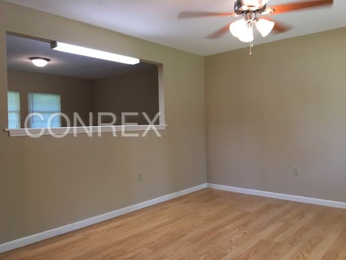 438 Riverside Ln - Photo 2 of 13