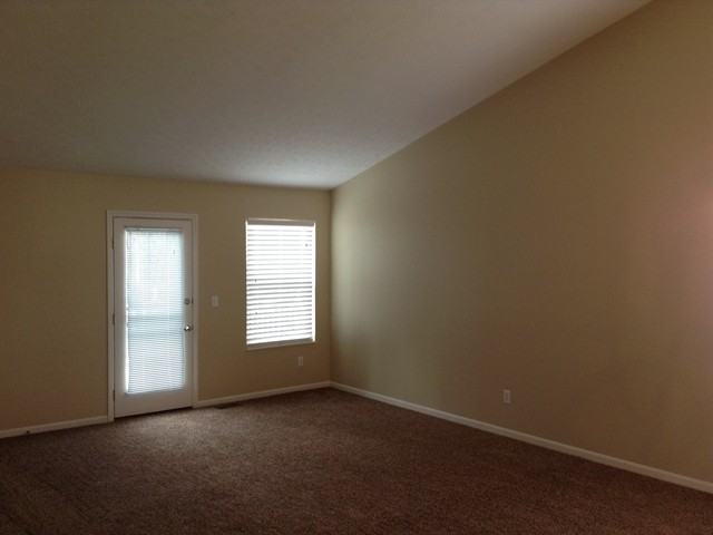 3100 New Year Dr - Photo 2 of 9