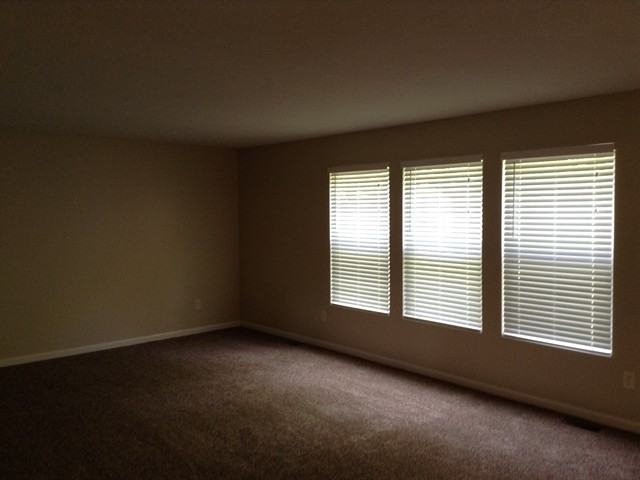 78 Wooded Ridge Dr - Photo 2 of 9