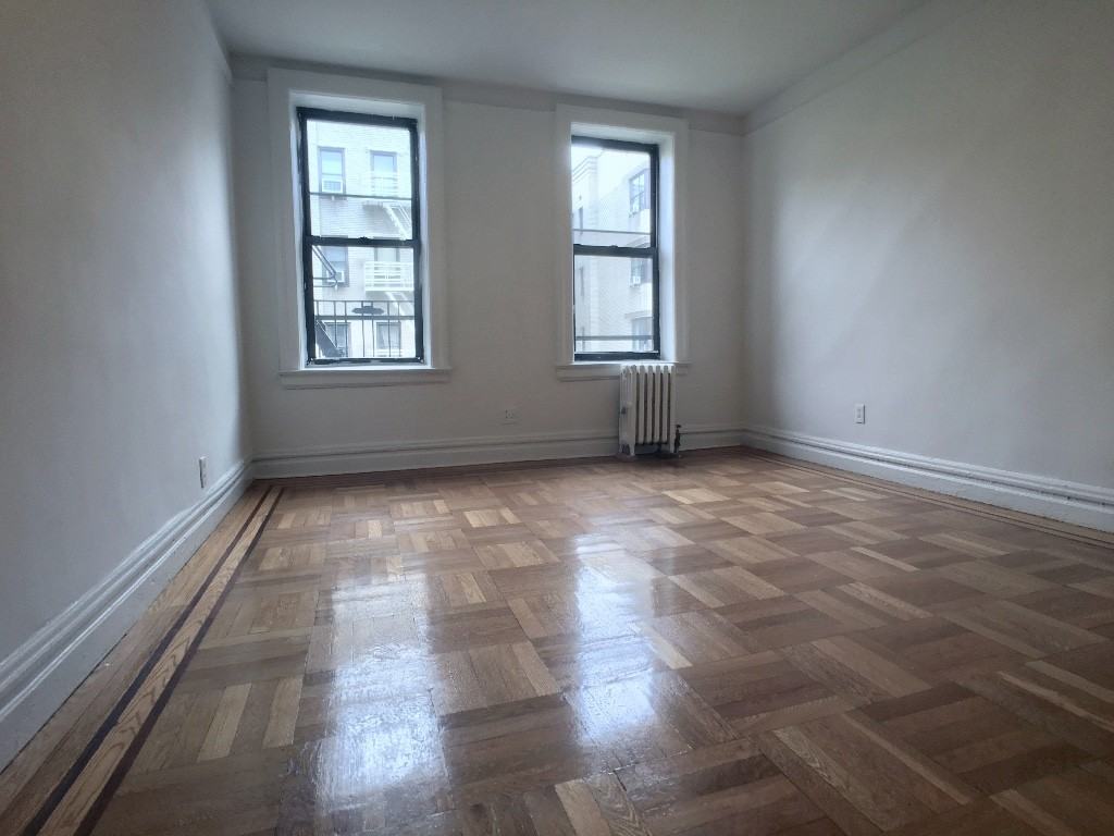 282 Cabrini Blvd #4FS