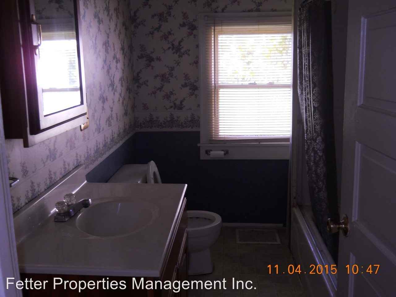 616 N 2nd St - Photo 3 of 5