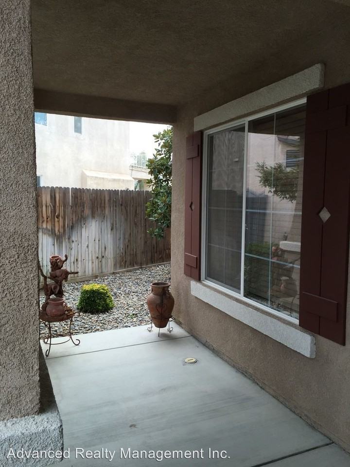 5111 Vista Rica Ct - Photo 2 of 37