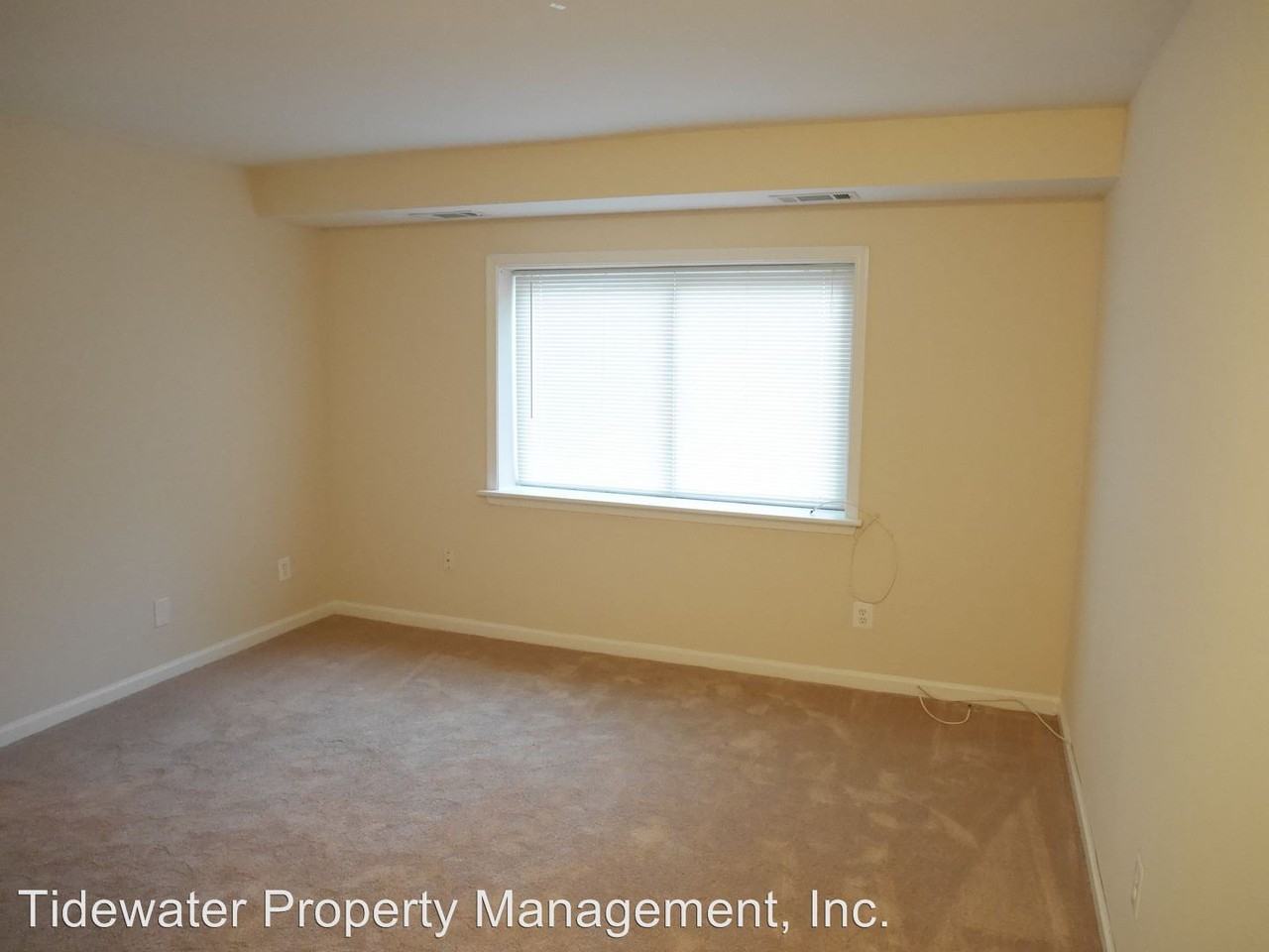 11901 Reisterstown Rd - Photo 3 of 9