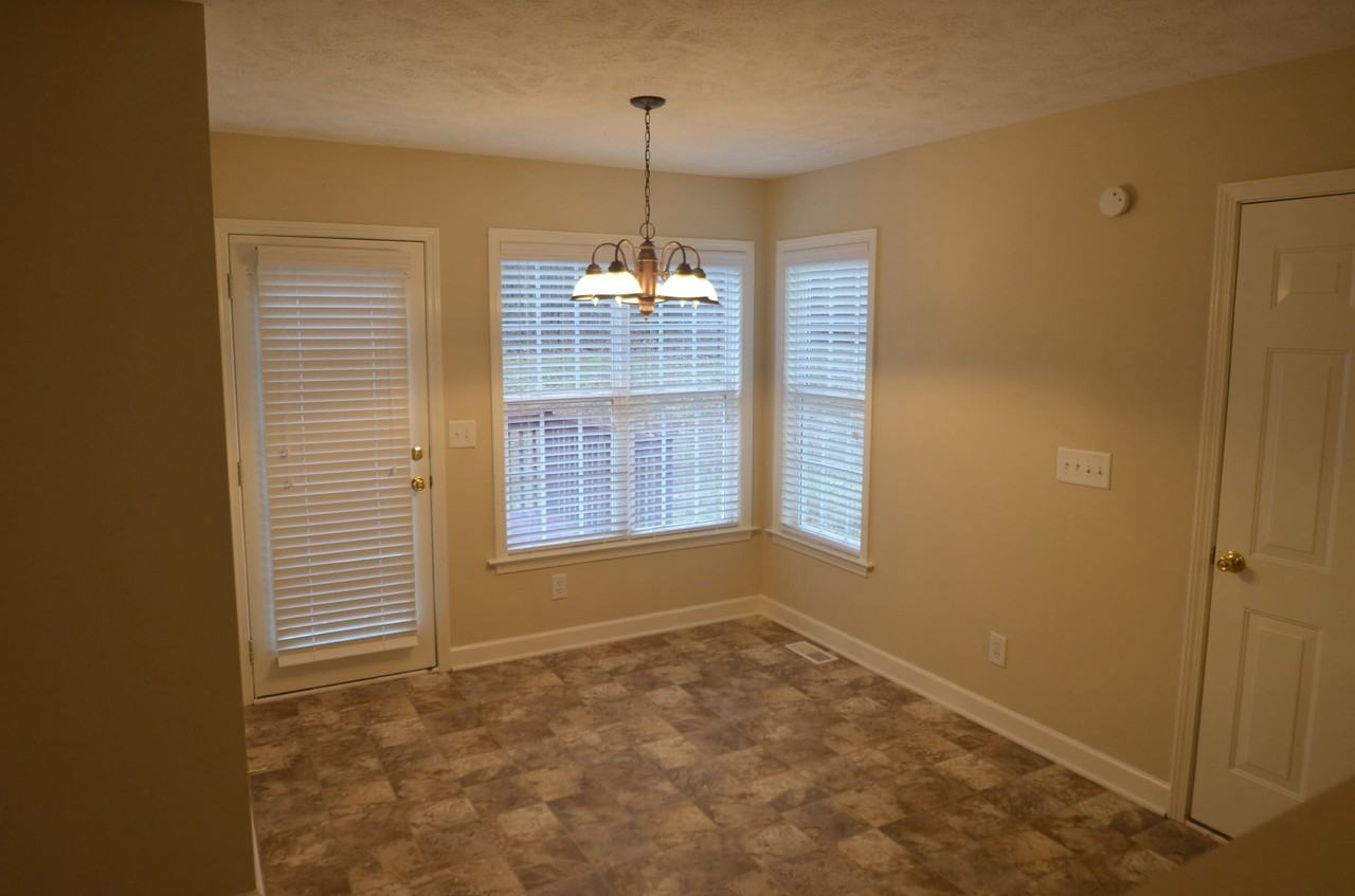 180 Arbor Trail - Photo 2 of 13