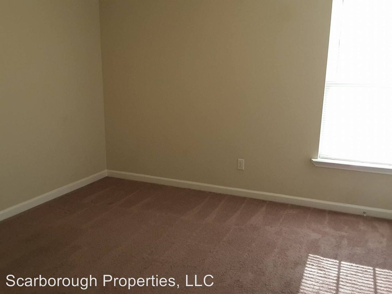 708 708 Macy St - Photo 2 of 8