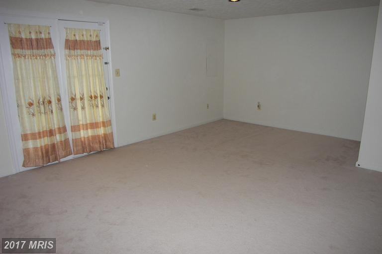 7495 Digby Green - Photo 2 of 7