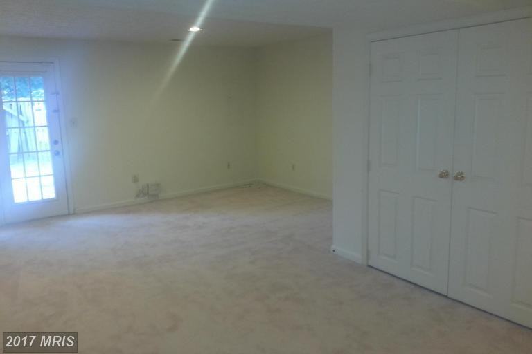 7495 Digby Green - Photo 3 of 7
