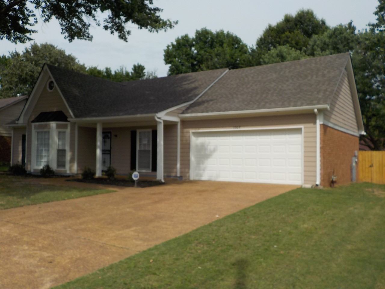 1062 Trappers Cove - Photo 2 of 18