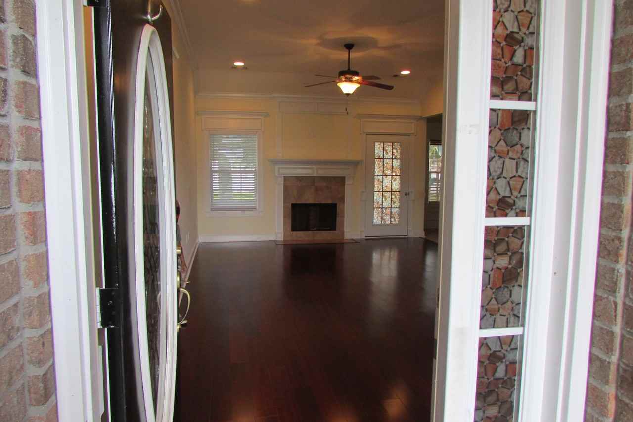 723 English Oak Dr - Photo 3 of 25