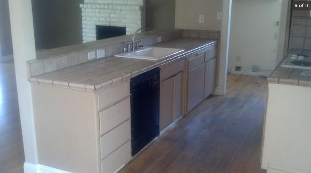 1405 Chapala Way - Photo 3 of 8