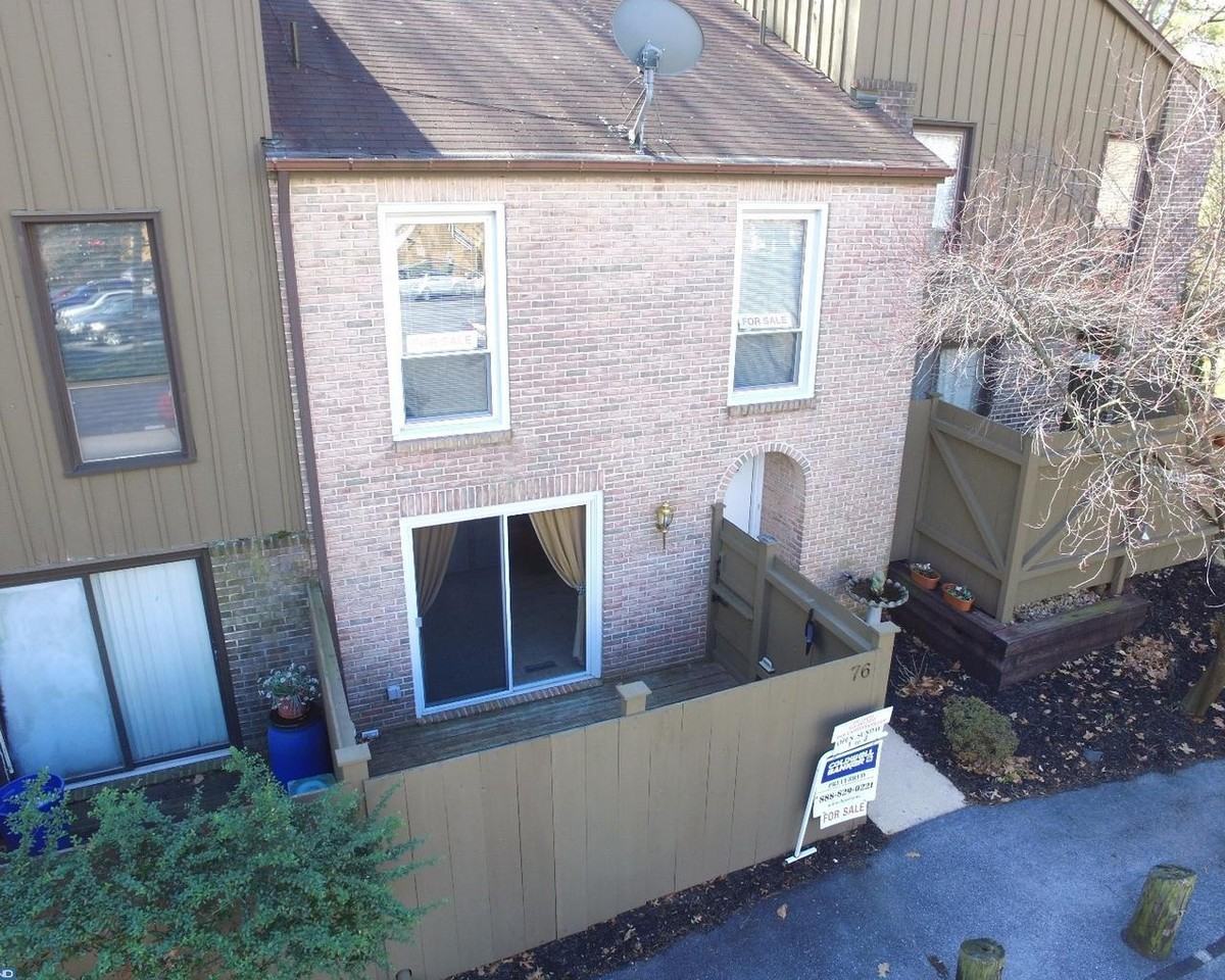 76 Wedge Ln - Photo 2 of 24