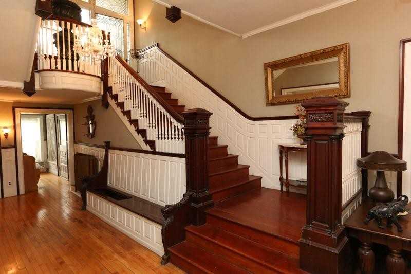 223 Madison Ave - Photo 2 of 19