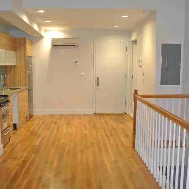 Bushwick Ave & Grove St #1D