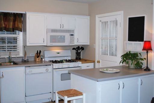 6419 Stuart Ave - Photo 2 of 11