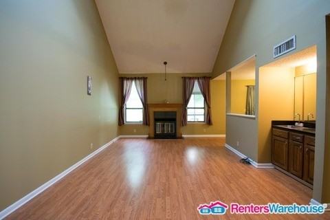 5456 Hickory Park Dr - Photo 3 of 14