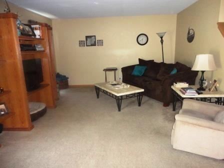 655 W Huron Hills Trail - Photo 2 of 16