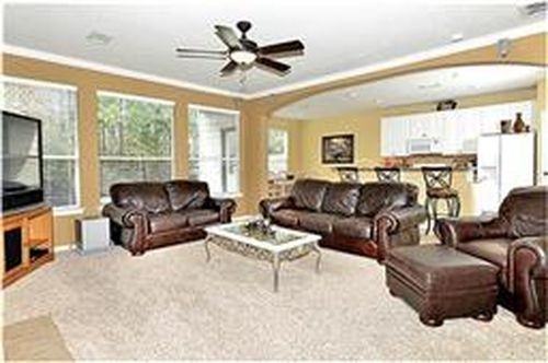 151 Ledgestone Pl - Photo 3 of 8