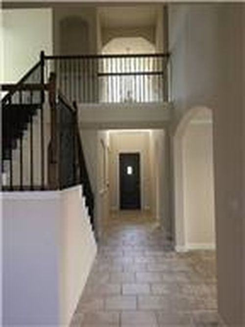 31 Hearthshire Cir - Photo 3 of 8