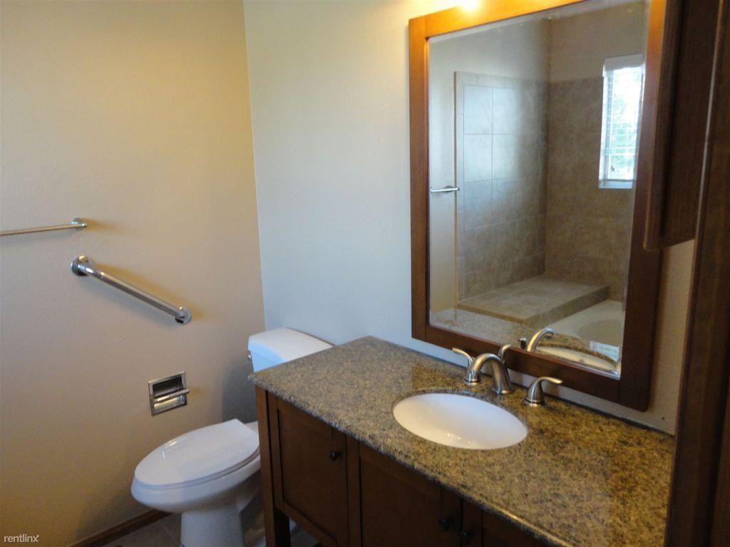 8960 W Portland Ave - Photo 3 of 13