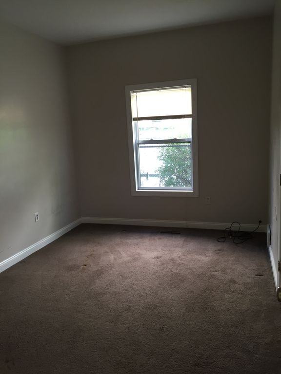 2314 Portland Ave - Photo 3 of 4