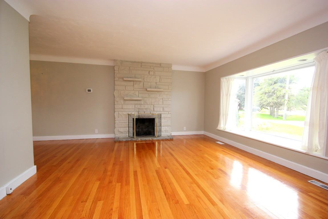 126 Norice Street - Photo 3 of 12