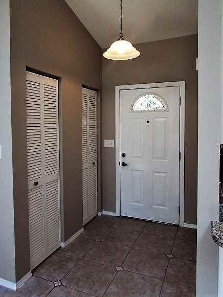 2105 David Ct - Photo 3 of 11