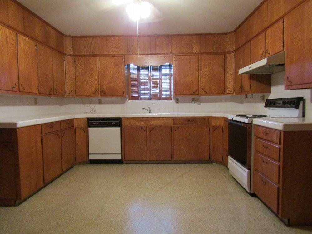 5820 Labelle Rd - Photo 3 of 11