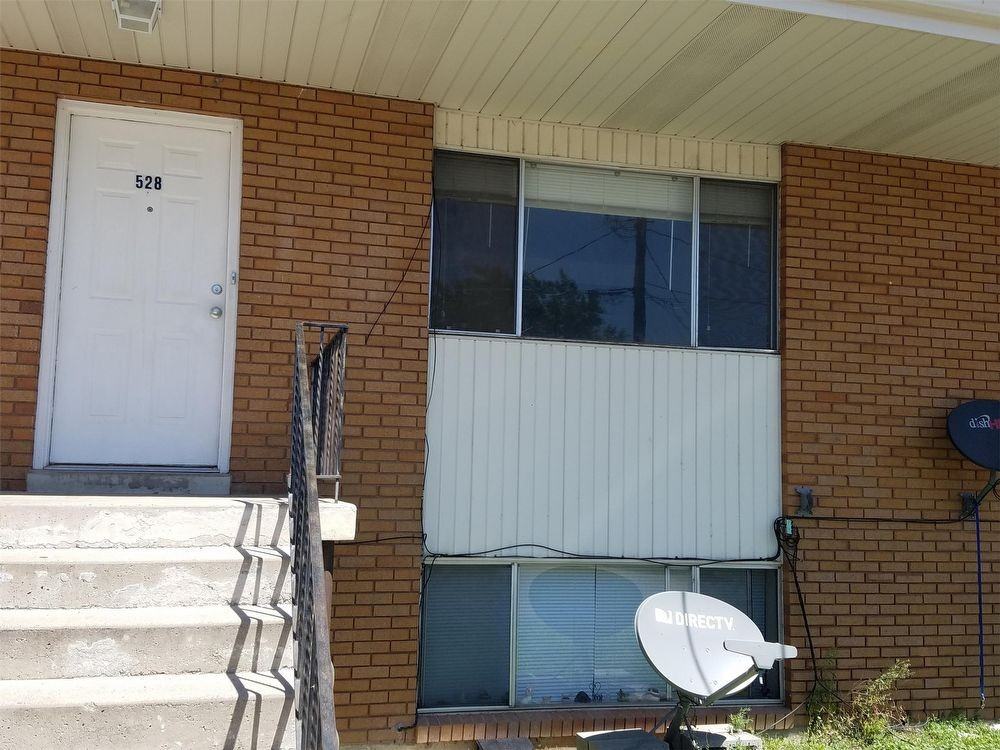 528 200 E - Photo 2 of 3