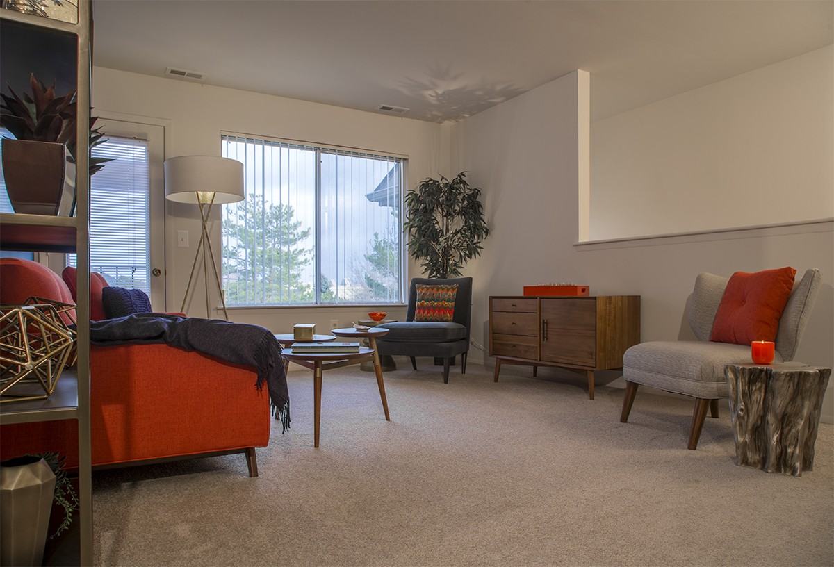 Lakeside Terrace Apartments - Photo 2 of 25