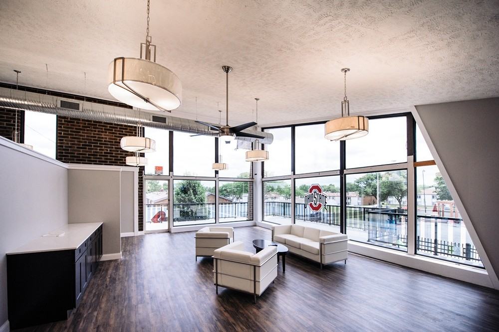 Fox and Hounds - Photo 2 of 7