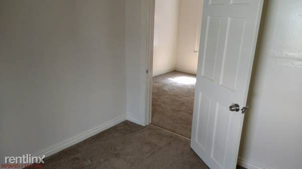 40 Mark St - Photo 2 of 8