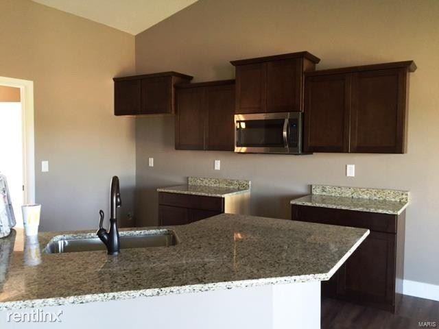 3640 Justine Drive - Photo 3 of 5