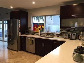 3010 Crystal Way - Photo 3 of 7