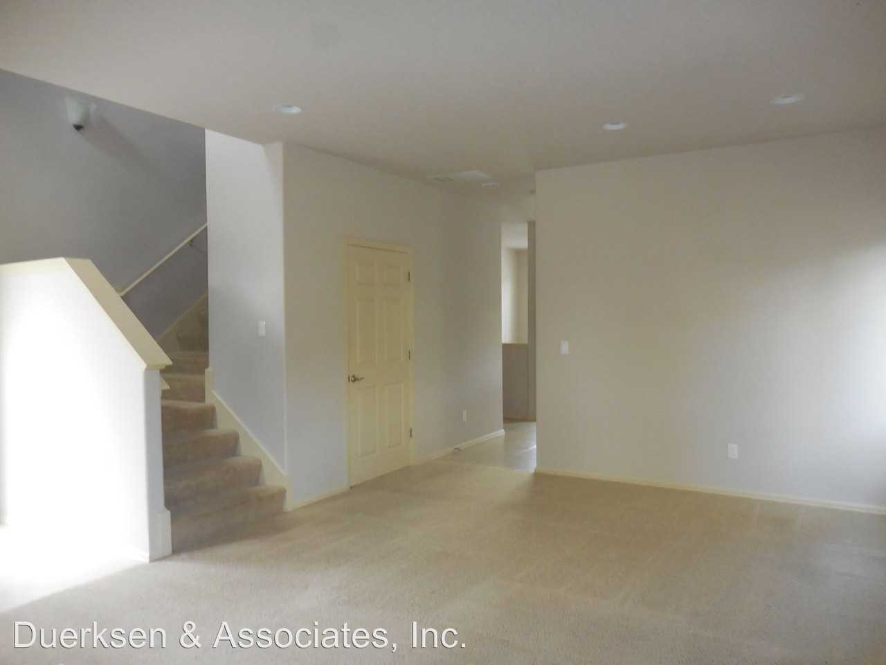 924 Troon Street Northwest - Photo 3 of 8