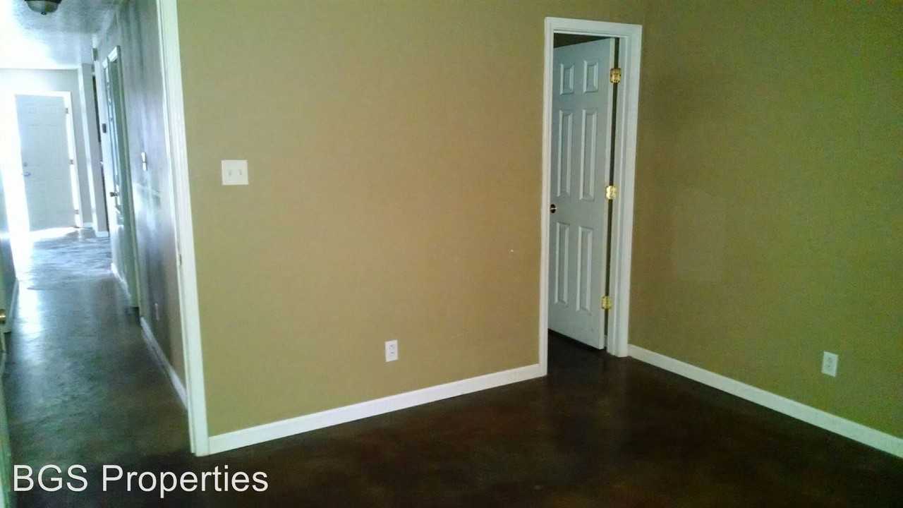207 Longfellow Ave - Photo 2 of 7