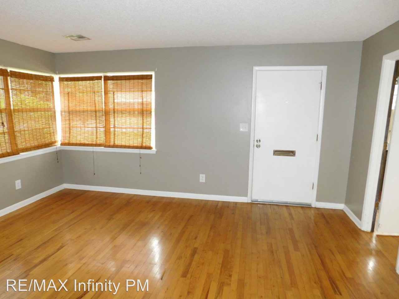 1011 Gerhardt Dr - Photo 3 of 12