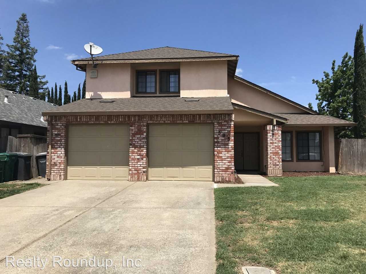 593 Sandpiper Cir - Photo 2 of 40
