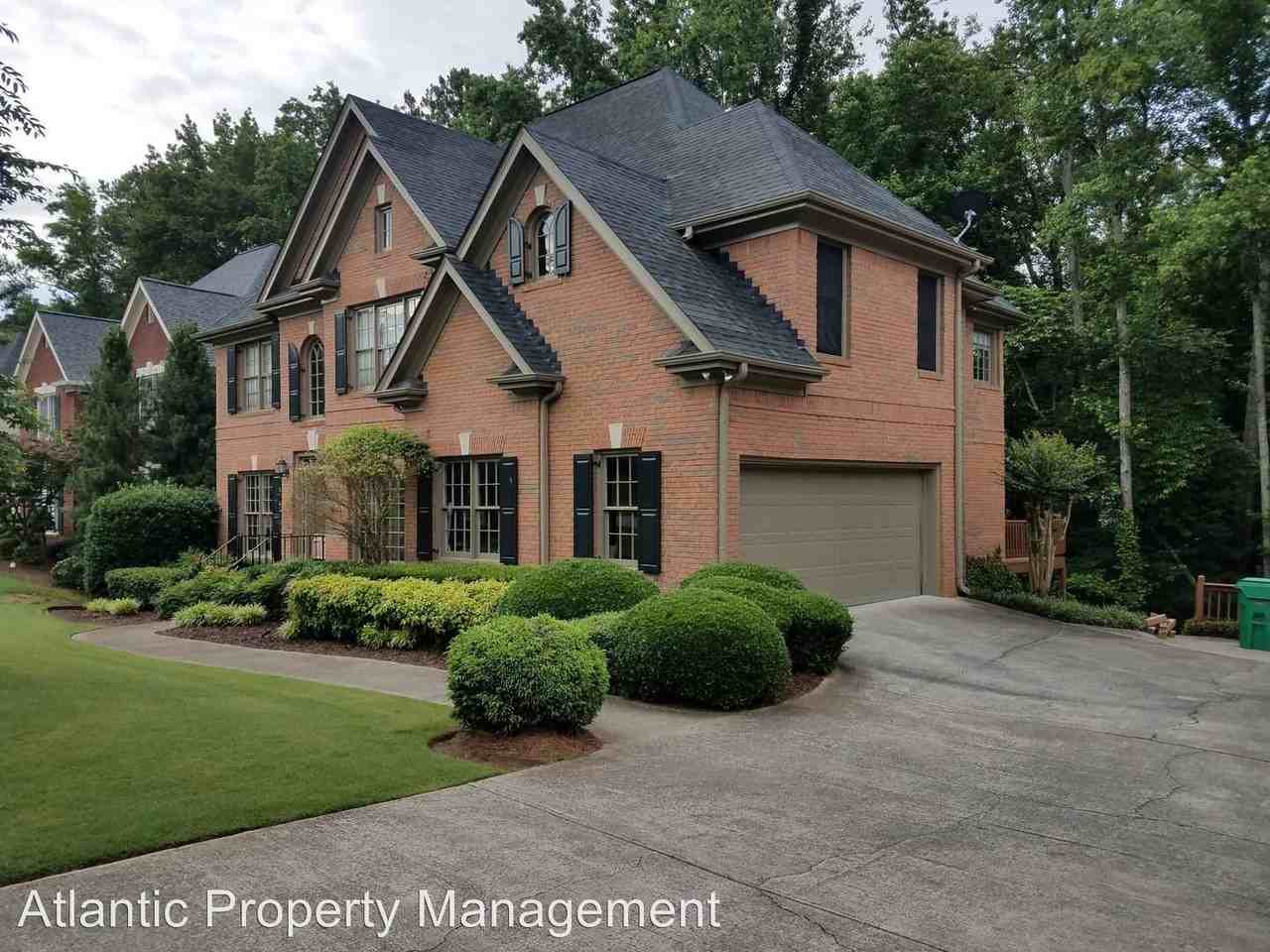 5775 Lake Heights Cir - Photo 2 of 22