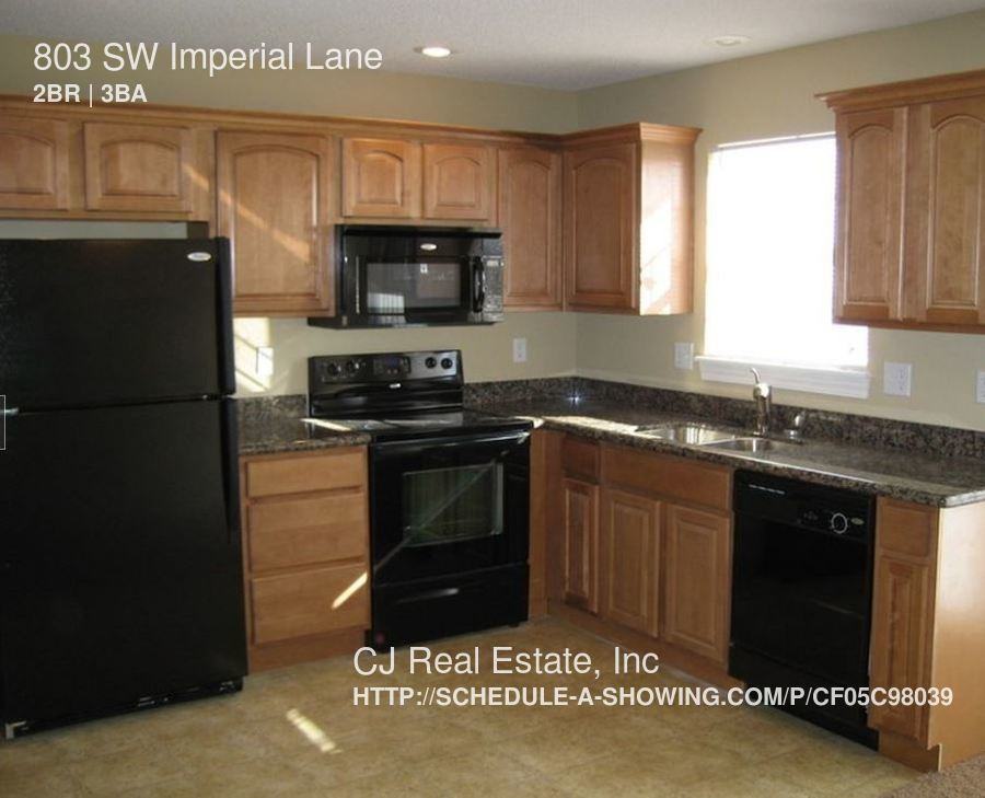 803 SW Imperial Ln - Photo 2 of 7