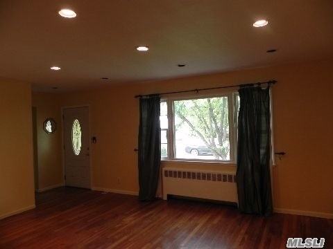 1298 Cambria St - Photo 2 of 8