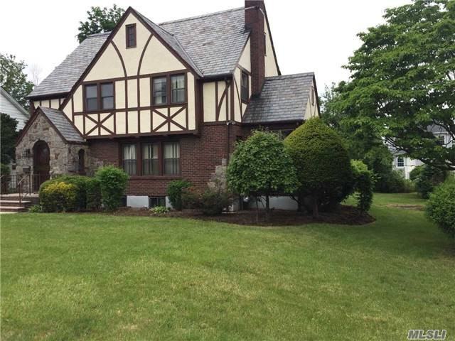 29 Oak Ave - Photo 2 of 17
